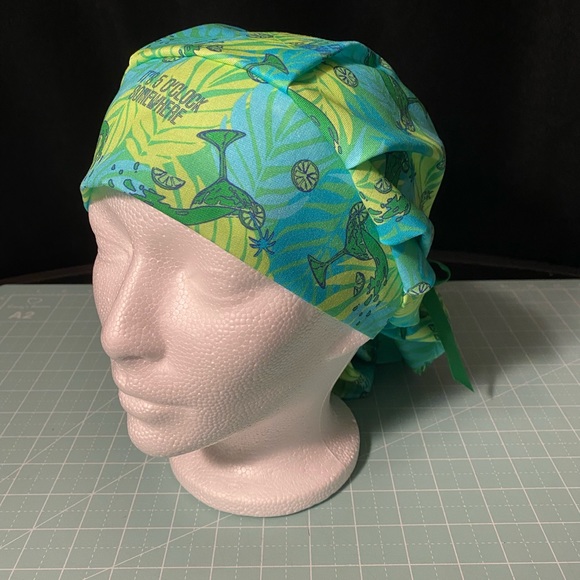 Margaritaville Tie Back Scrub Cap - Picture 2 of 2